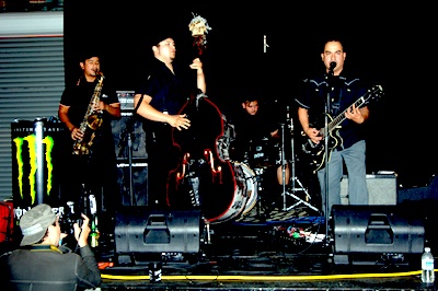 No Way Jose playing at Al Borde Acoustic Sessions 2010